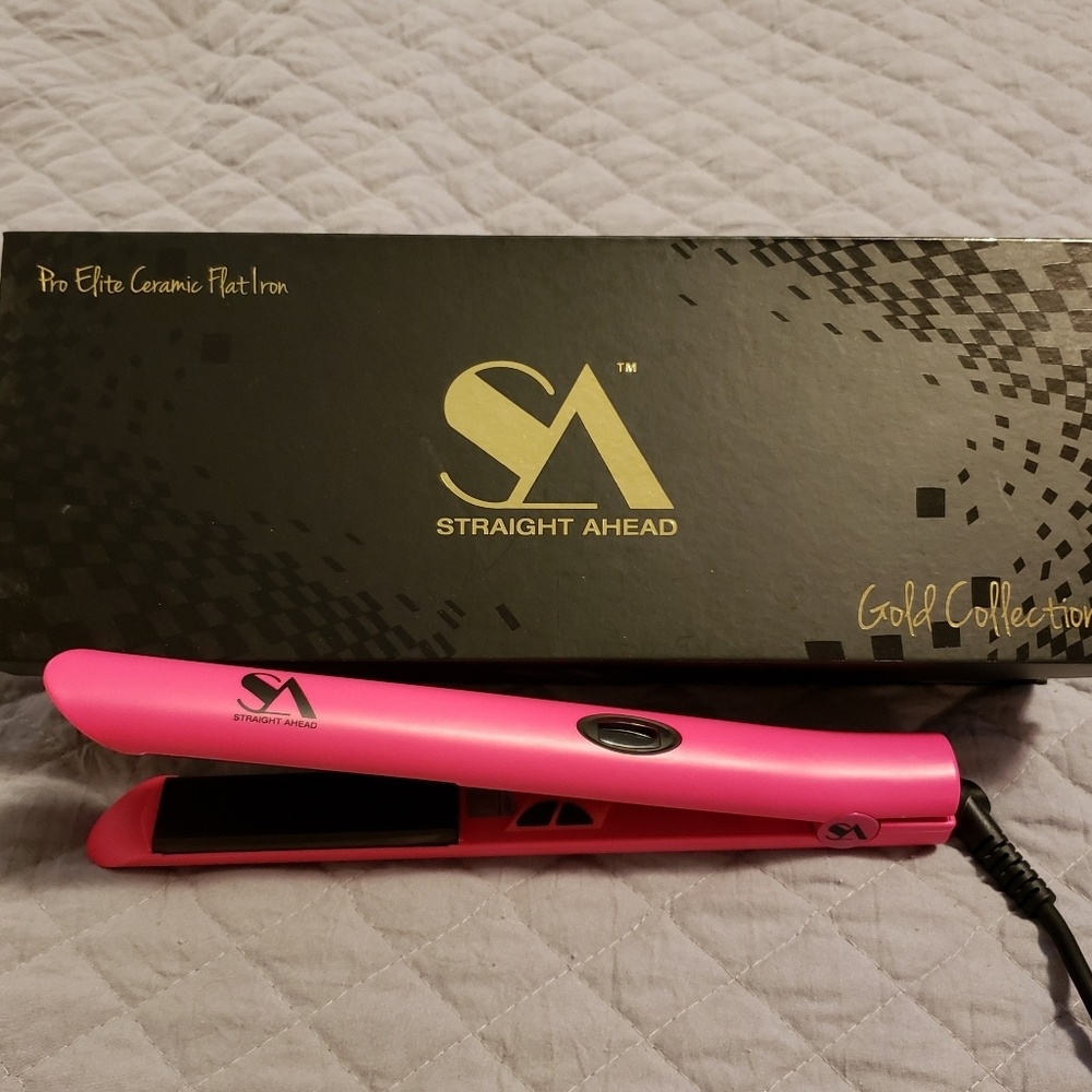Straight Ahead Pro Elite Ceramic Flat Iron